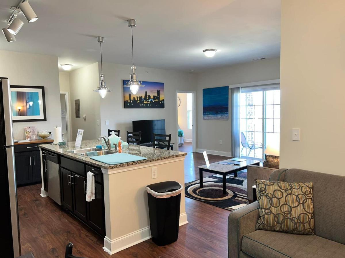 Apartamento Serene **uptown** 2br/2ba *
